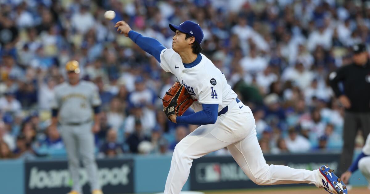 Dodgers vs. Brewers live updates: Ohtani hits homer out of Dodger Stadium