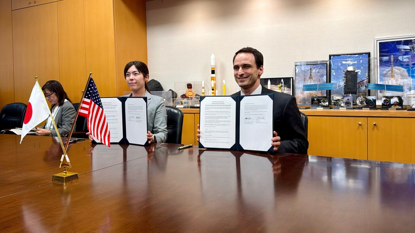 US Signs Tech Deals with Japan and South Korea