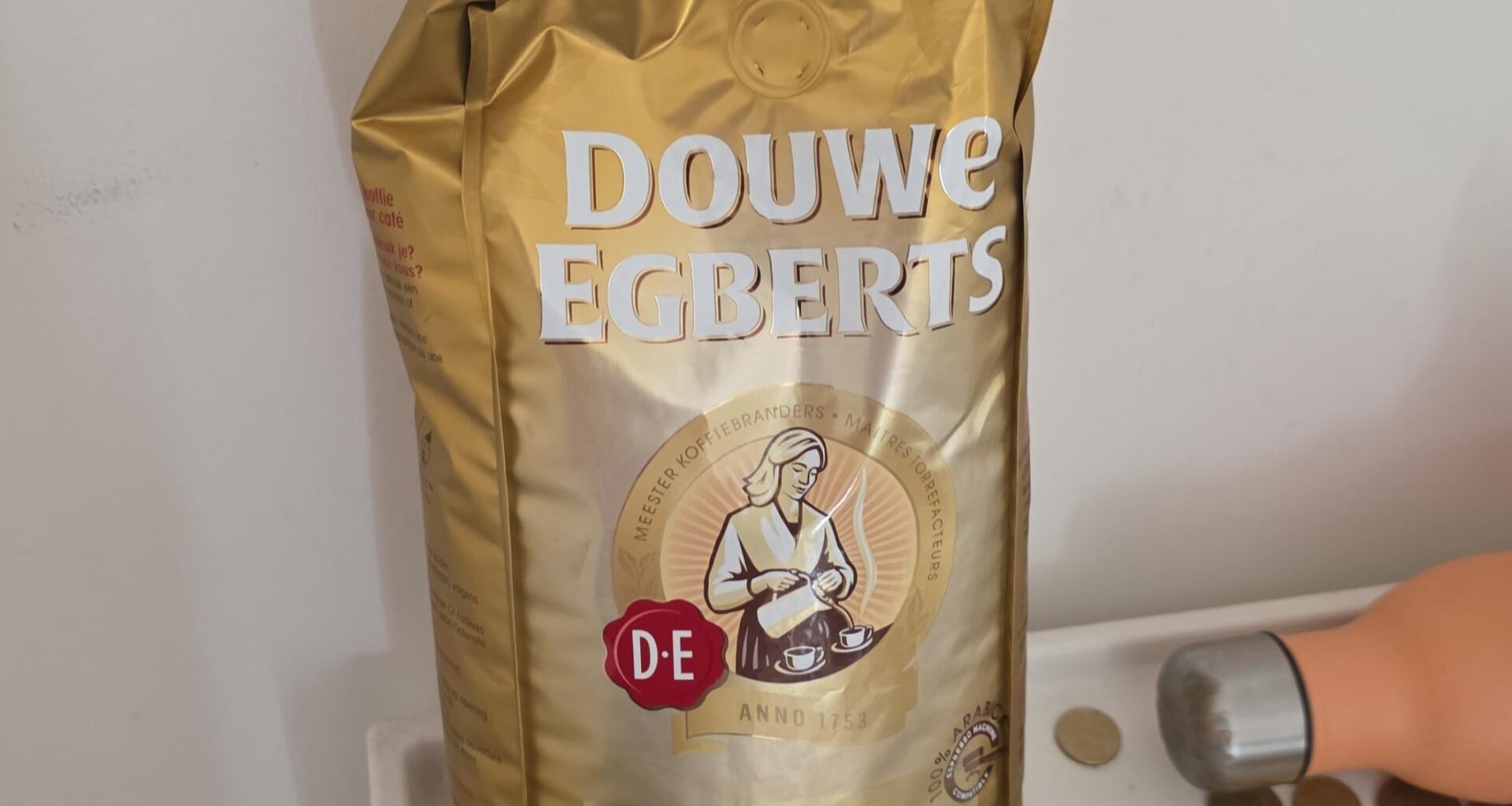 I liked this coffee a lot during my previous visit, and I will bring this one to my country. Is it a low-quality coffee? Are there better ones? (It is coffee beans and 23 euros)