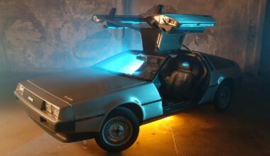 Visszarepülhetünk a jövőbe a debreceni könyvtár legújabb kiállításán