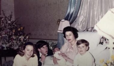 Informal photo of Elizabeth Il shortly after giving birth to Prince Edward, 1964.