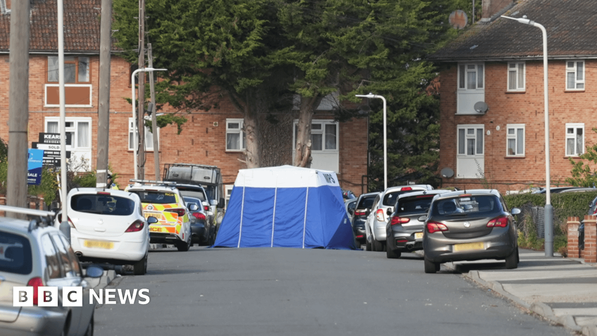 Uxbridge triple stabbing leaves one man dead and two injured