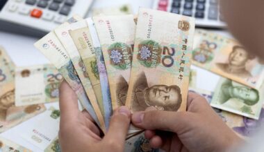 India has resumed paying for Russian oil in Chinese yuan, — Reuters.
This move highlights Moscow’s growing dependence on Beijing, which now dictates trade terms. For India, it brings new financial risks and strengthens China’s influence on its foreign policy.