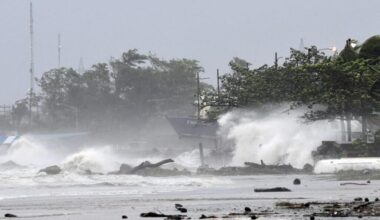 New study shows disruption of ocean currents that stabilize the global climate. Clam shell growth rings contain clues about the looming potential for a tipping point into climate collapse.