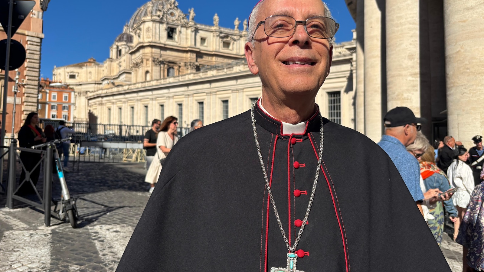 El Paso bishop brings Pope Leo XIV desperate letters from migrants in crosshairs of US crackdown