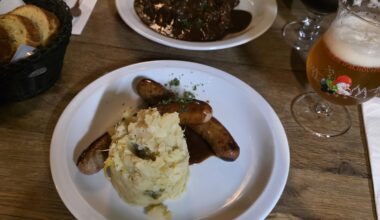 We paid 61 euros for these two meals and beers. Is this normal?