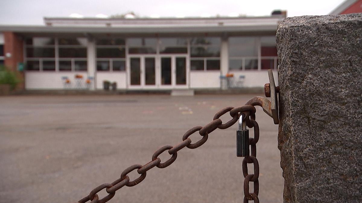 Politikerne hader opgaven - men de kommer til at lukke flere folkeskoler, spår professor