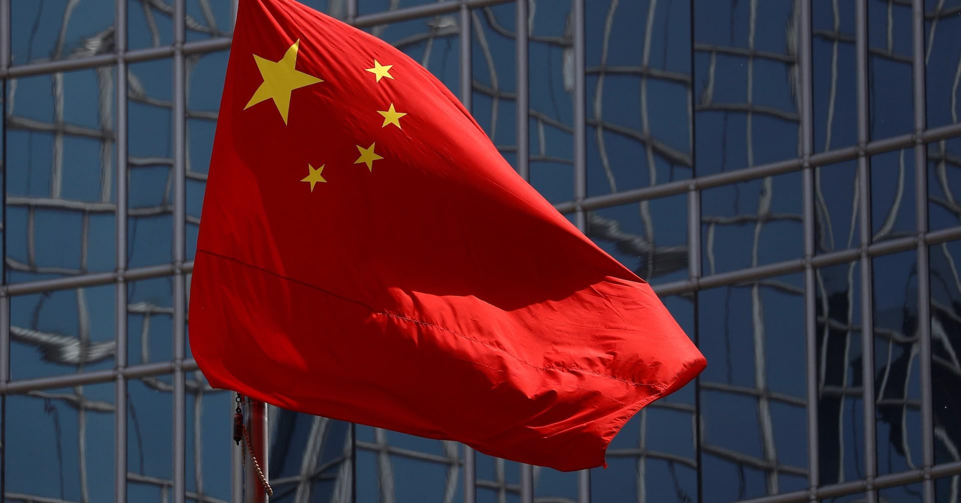 Chinese freighter halves EU delivery time on maiden Arctic voyage to UK