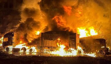 Russia launches apocolyptic attack on Ukraine - explosions rip through key port