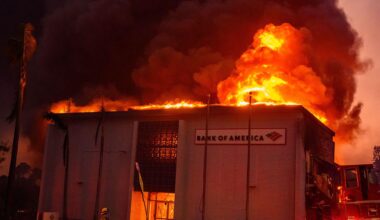 As Planet Burns, US Banking Agencies Ditch Climate Risk Rules | Federal Reserve Chair Jerome Powell recently warned that due to climate disasters, “there will be regions of the country where you can’t get a mortgage, there won’t be ATMs, banks won’t have branches.”