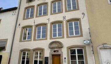 If Luxembourg's own Batman needed a new pad