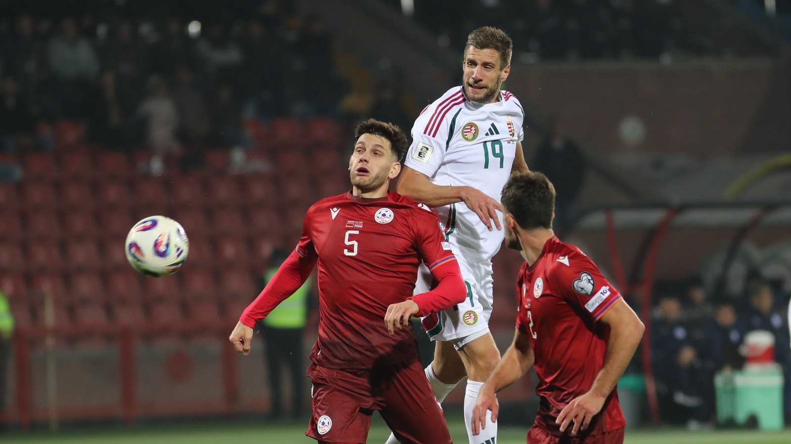 Hungary win in Armenia to set up Irish showdown