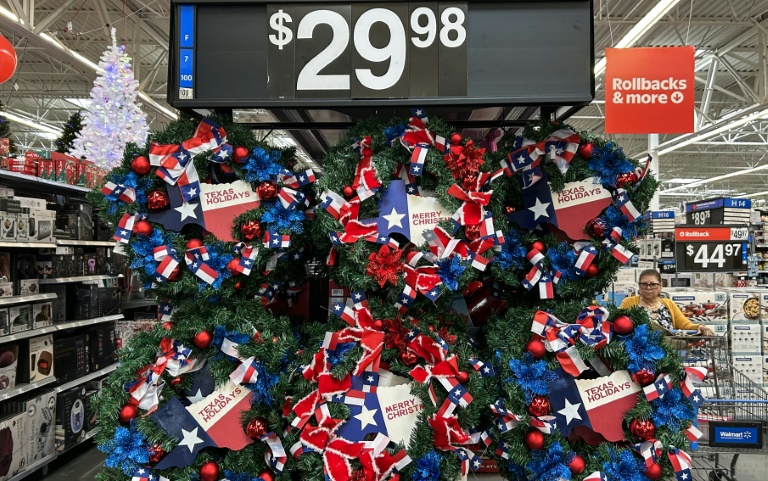 US stocks rise again on AI rebound, revived Fed rate-cut hopes