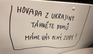 I takhle se dá vyjádřit podpora 👍 stačí naslineny kapesník.
