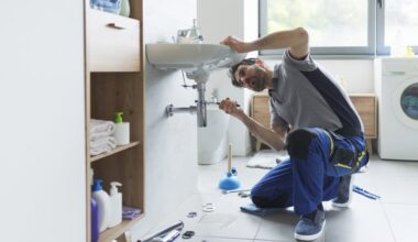 Dave Ramsey Tells Gen Z To Push Back Against The Establishment By Picking Up A Trade Instead Of An 'Overpriced And Leveraged' Degree