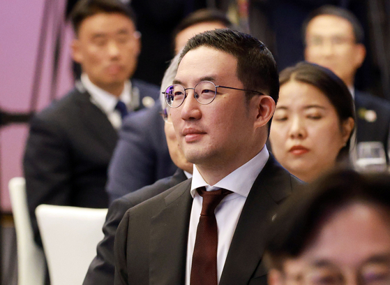 LG Chairman Koo Kwang-mo attends a state dinner for Chinese President Xi Jinping at a hotel in Gyeongju, North Gyeongsang, on Nov. 1. [JOINT PRESS CORPS]