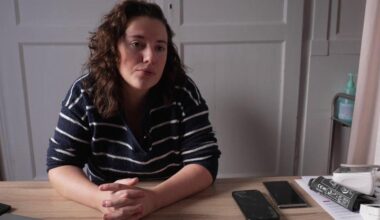 Une sage-femme voit ses comptes Facebook et Instagram supprimés après s'être exprimée dans un reportage sur l'IVG