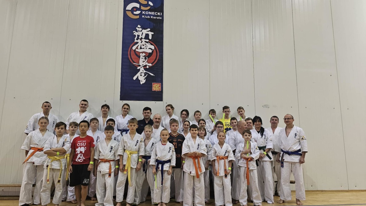 Spotkanie profilaktyczne policjantów z Klubem Karate Kyokushin w Końskich - Aktualności