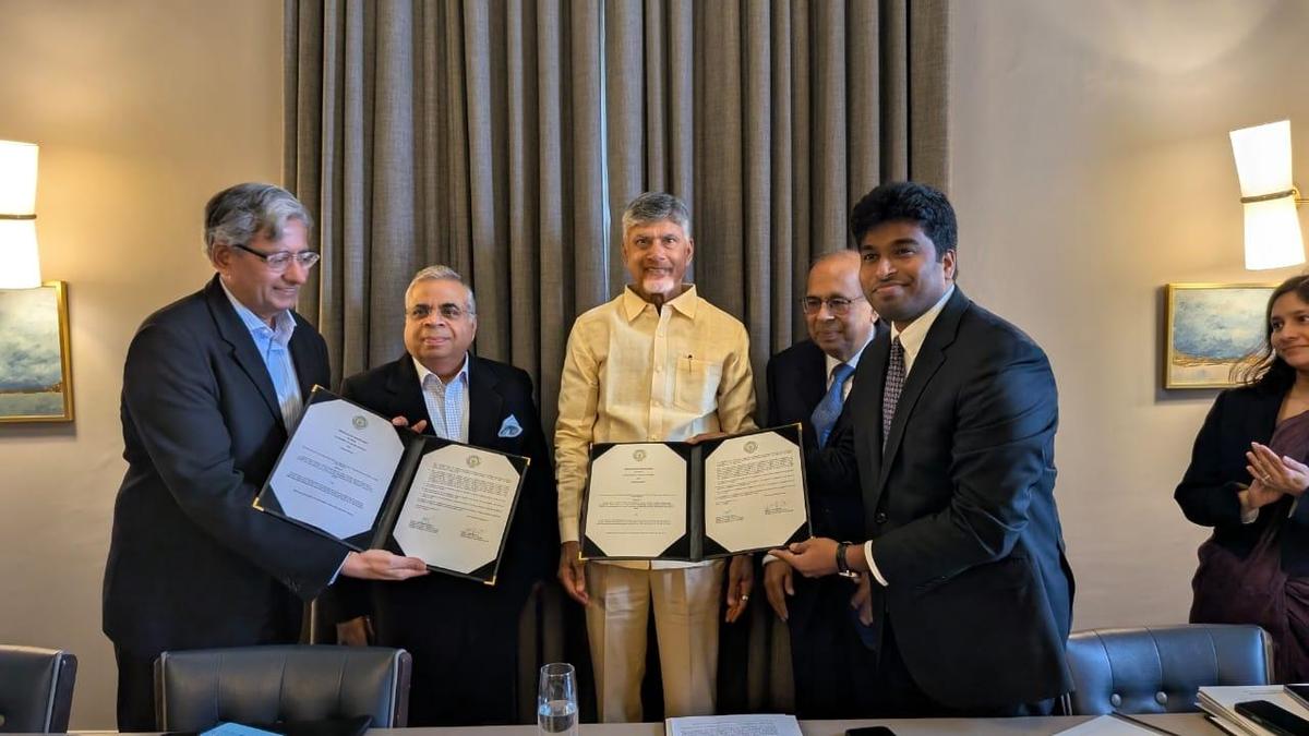 A.P., Hinduja Group ink pact for ₹20,000 cr. investments during Naidu’s U.K. tour