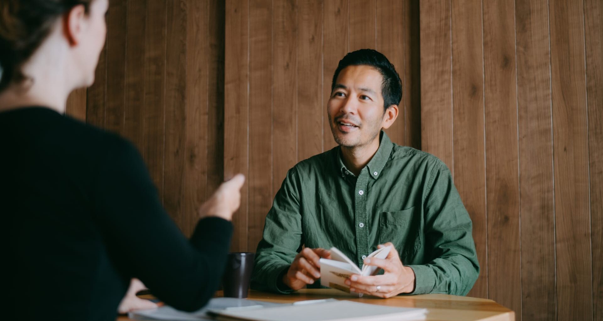 VC who backed billion-dollar AI firm shares two red flags in founders