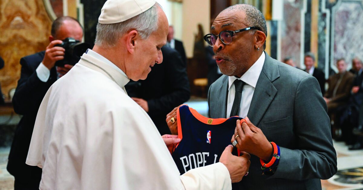 Pope asks big names in film to continue to challenge, inspire, give hope