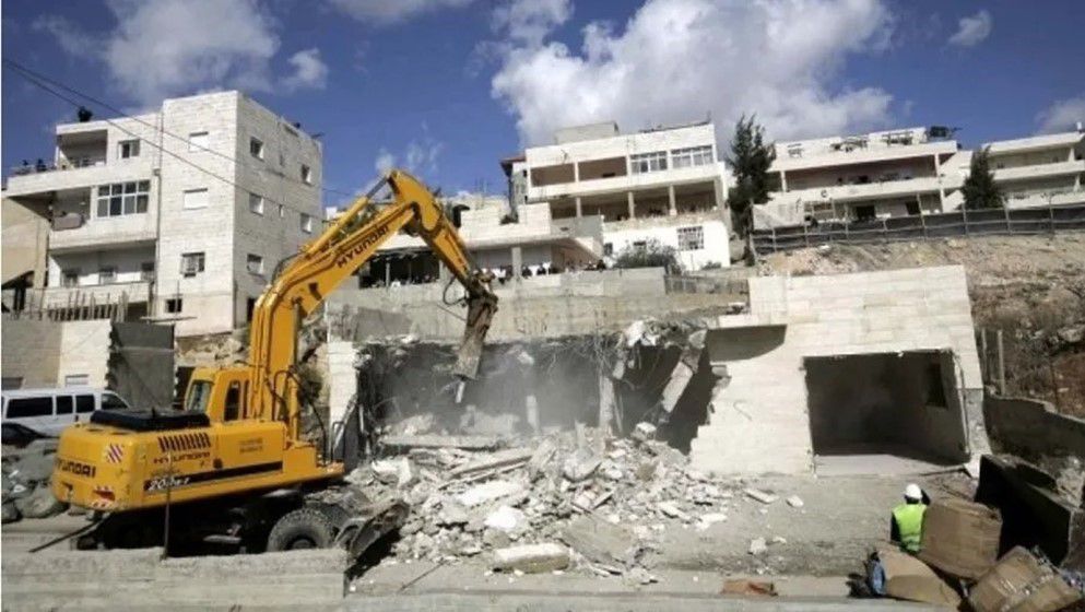 Settlers Storm Al-Aqsa as Israeli Forces Demolish Commercial B...