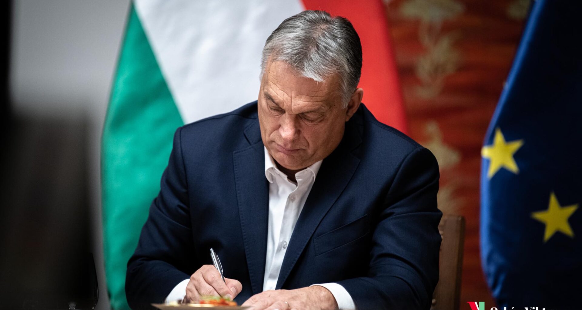 Orbán Viktor kifejtette, hogyan tud Magyarország kimaradni a háborúból