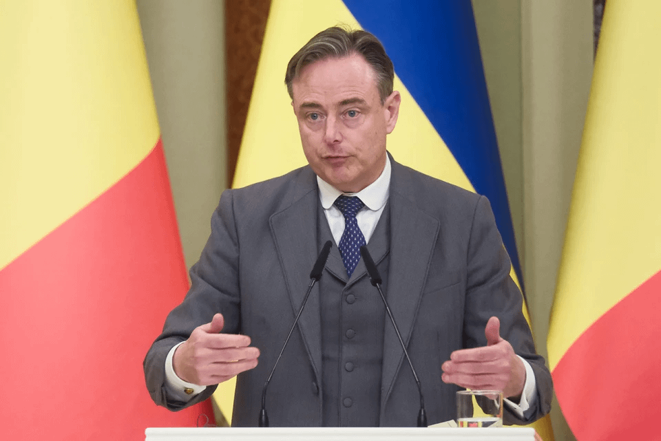 Belgium's resistance to using frozen Russian assets to aid Ukraine appears driven less by legitimate concerns about financial risks and more by a reluctance to lose a lucrative revenue stream,as Prime Minister Bart De Wever increasingly resorts to manipulative arguments reminiscent of Hungary's
