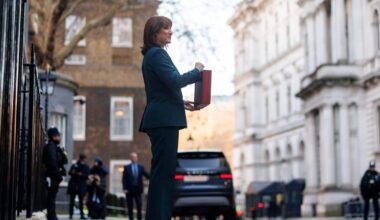 Reeves insists trade deals will grow economy despite snub by budget watchdog – POLITICO