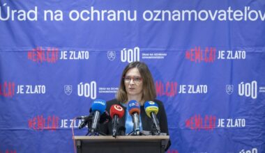 Zamestnanci ÚOO varovali NR SR pred transformáciou úradu