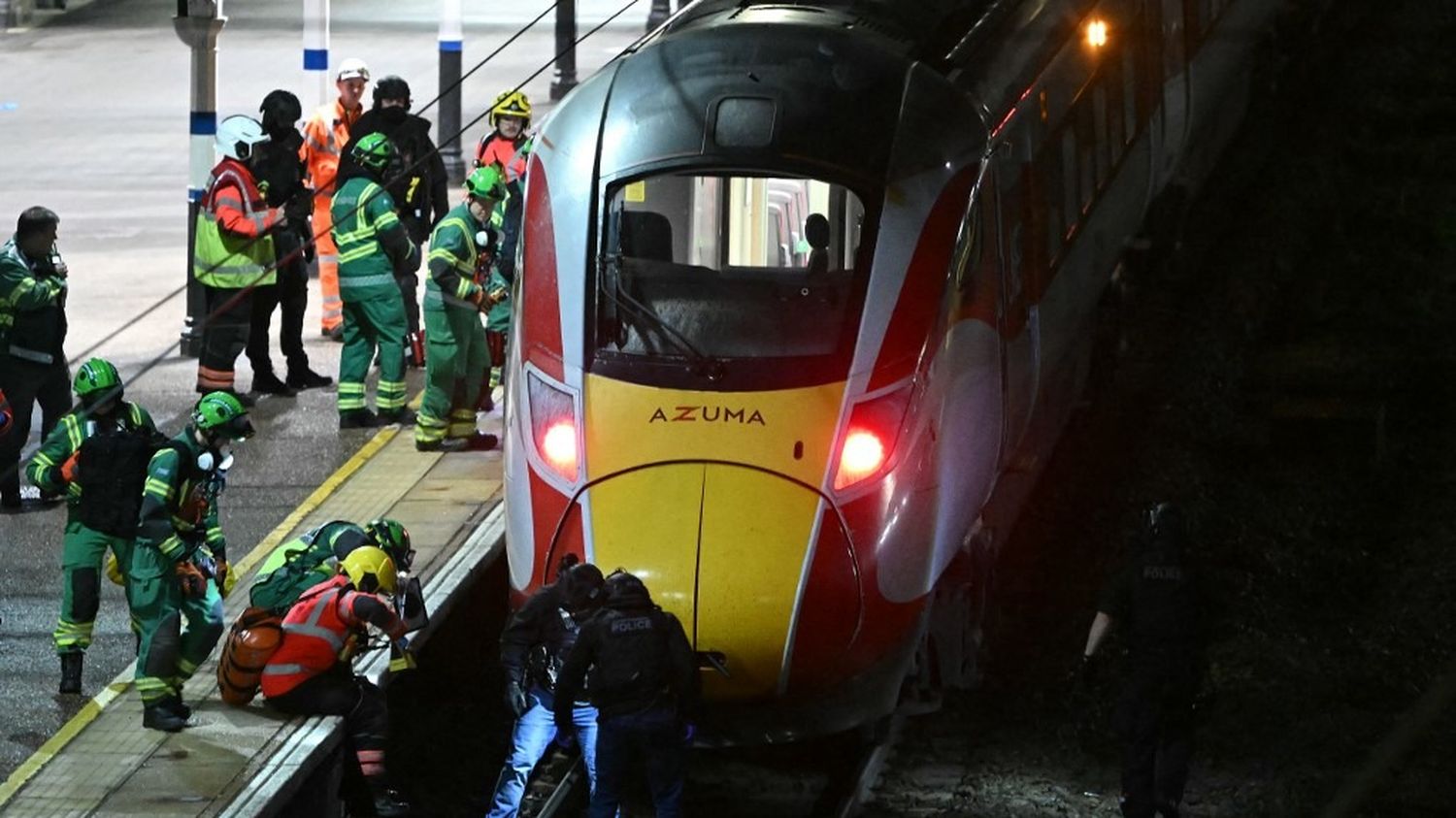Une attaque au couteau dans un train en Angleterre fait dix blessés, dont neuf graves