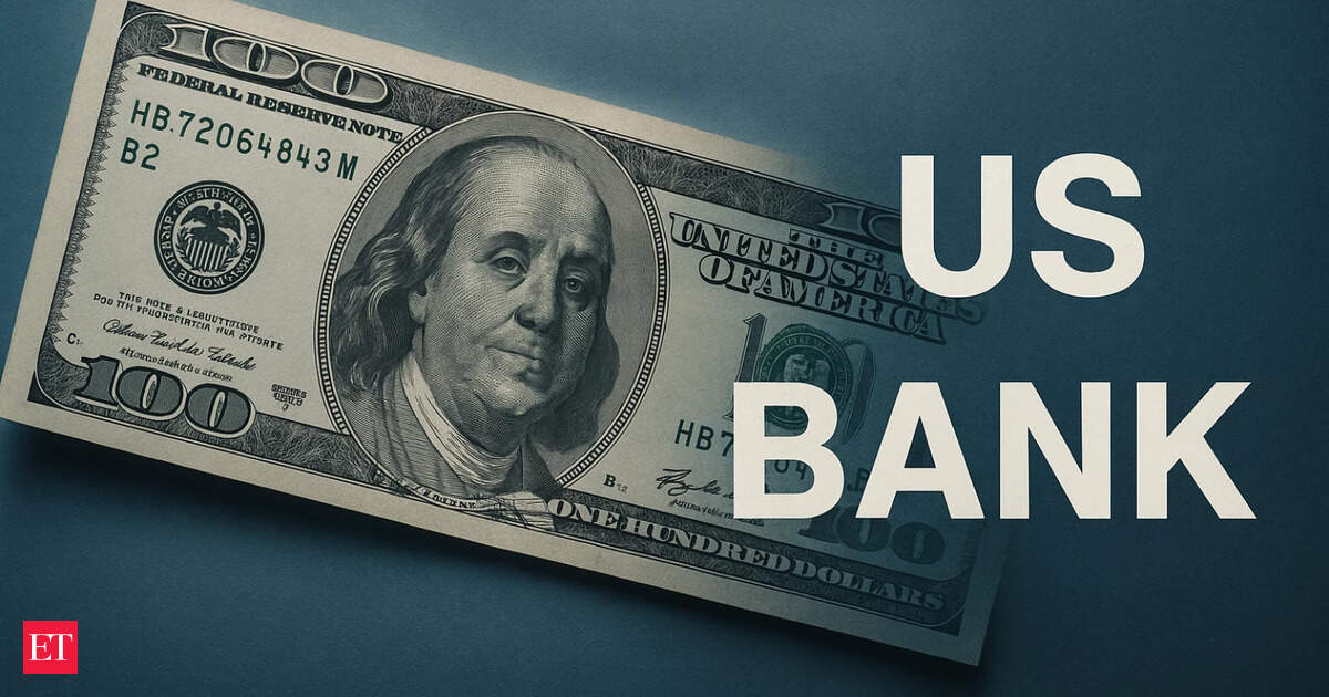 US bank reserves fall to four year low: US bank reserves nosedive to $2.8 trillion, crash to 4-year low - analysts say crisis could be near