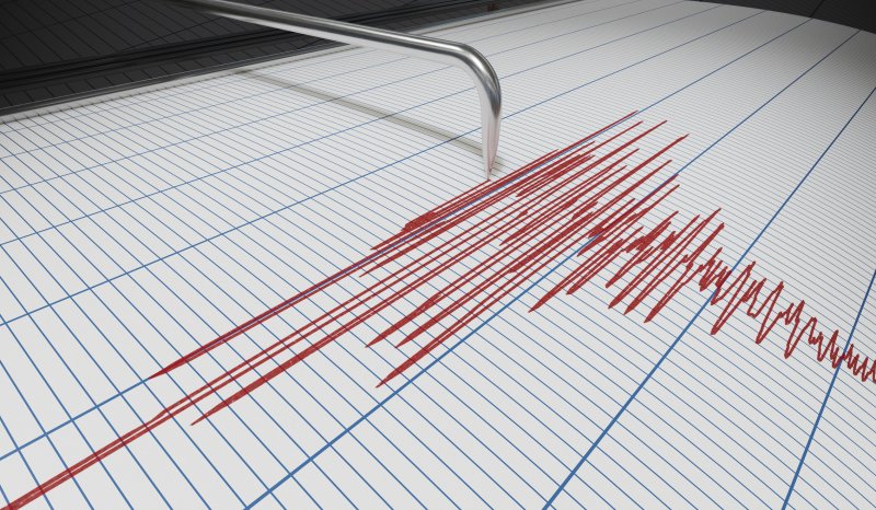 Magnitude 4.9 quake jolts western Türkiye