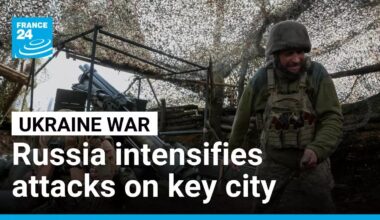 Ukraine tries to fend off intensifying Russian attacks on strategic eastern city • FRANCE 24
