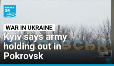 Ukraine says army holding out in Pokrovsk amid intensifying Russian offensive • FRANCE 24 English