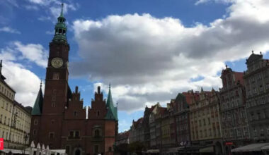 how Poland became a top 20 global economy: Polish miracle: The fastest-growing economy in Europe? Here’s how the once-isolated country broke into the Top 20