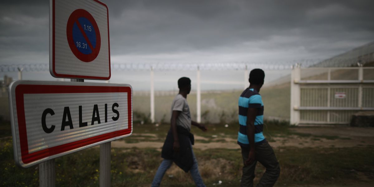 French officials using £132,000 in UK taxpayers' cash to build migrant fence