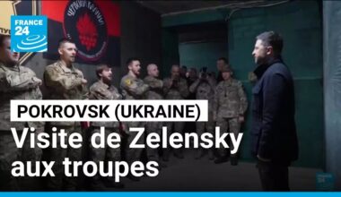Ukraine : visite de Zelensky aux troupes dans la zone de Pokrovsk • FRANCE 24