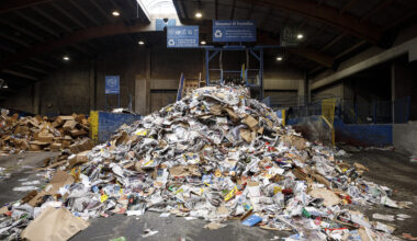 Icelanders Throw Out 10 Tonnes Of Clothing Per Day