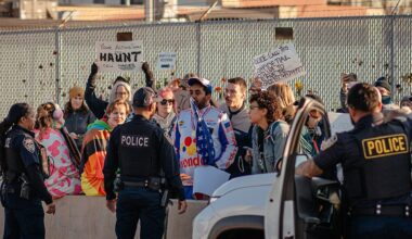 Attorney challenges Broadview’s protest curfew at ICE facility
