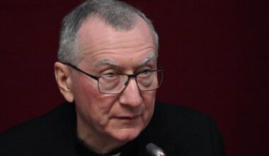 Cardinal Parolin: Protect the dignity of children in the age of AI