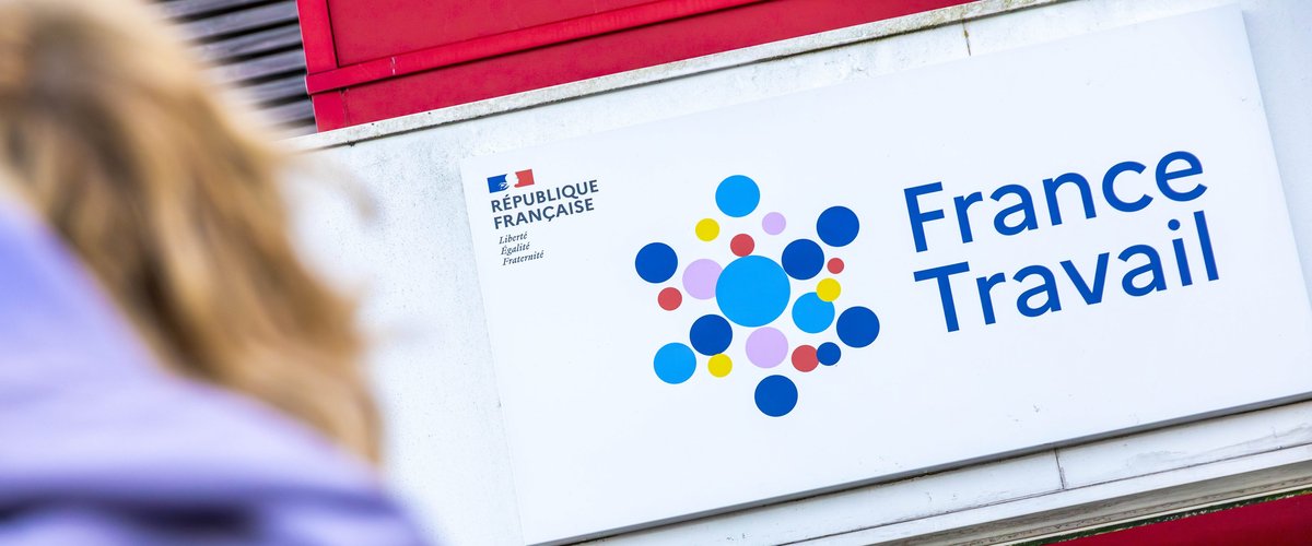 France Travail : votre conseiller pourra désormais supprimer vos allocations si votre compte bancaire n’est pas domicilié en France