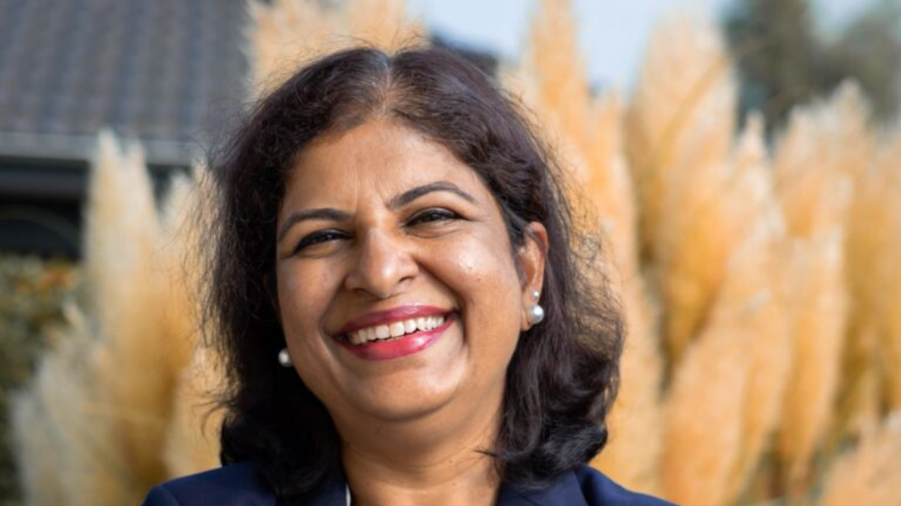 Meet Smita Salagare, Indian-Origin Dentist Running for Odense and South Denmark Councils | Europe