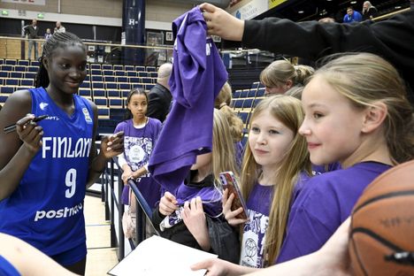 Awak Kuier oli kysytty nimmarisankari.