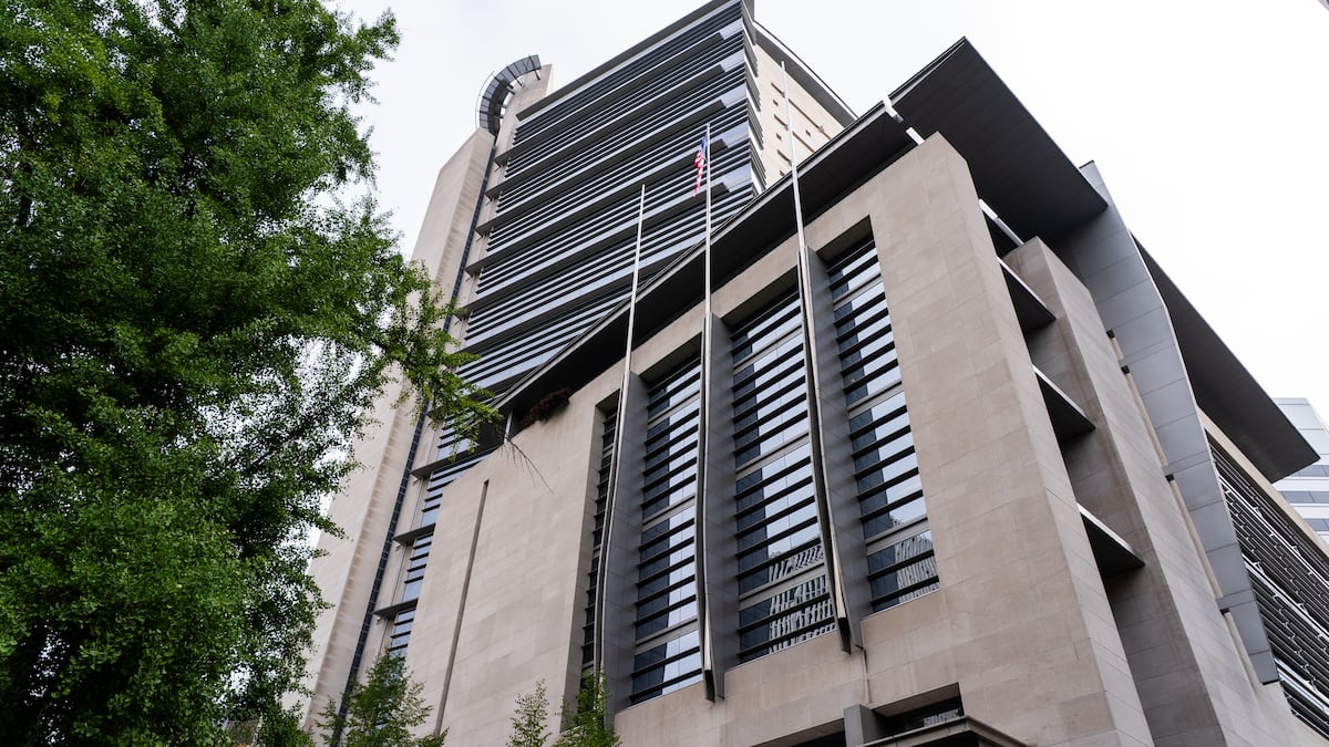 Trump administration files emergency appeal to keep control of Oregon National Guard troops