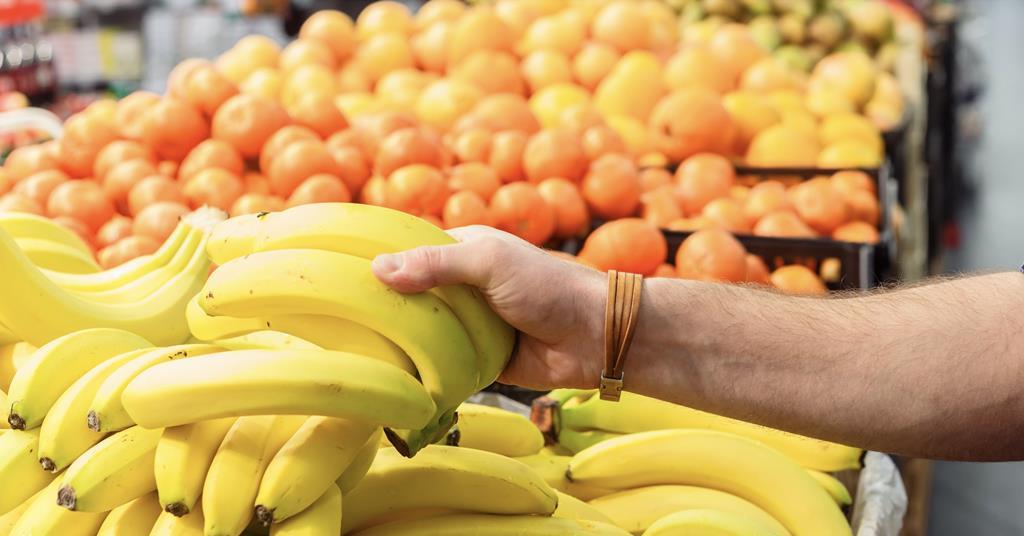 Trump drops tariffs on range of fruits | Article