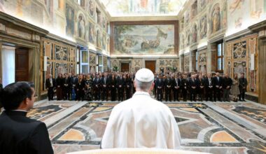 Pope: Safeguard human dignity as health systems integrate AI
