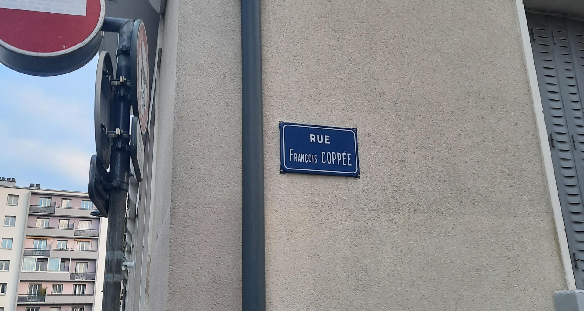 Il n'y a pas de boulangerie dans cette rue (Renoble)