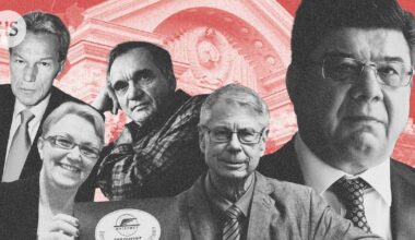 Joukko suomalaisia juhlii Tehtaankadulla ja vaalii suhteita Venäjään, kysyimme miksi he tekevät niin