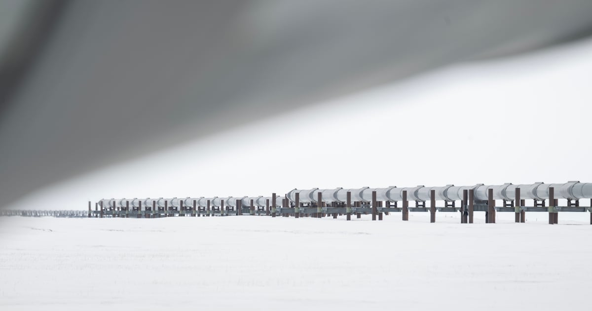 Alyeska Pipeline faces $244,000 penalty for violations related to small oil leak